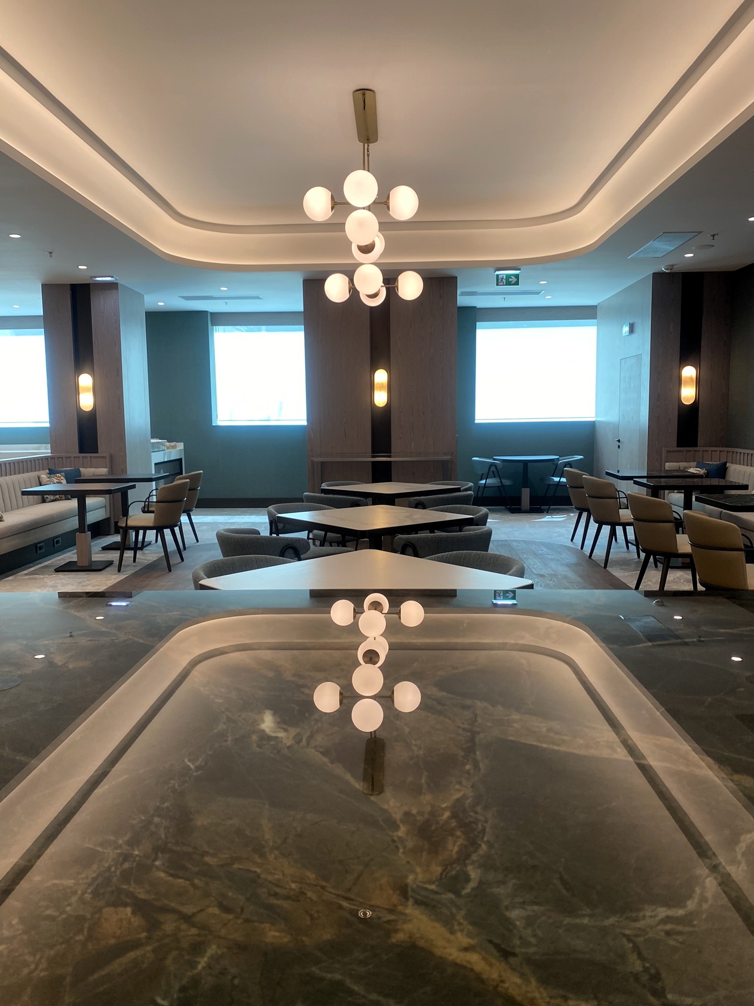 Изпълнение на мебели от мрамор