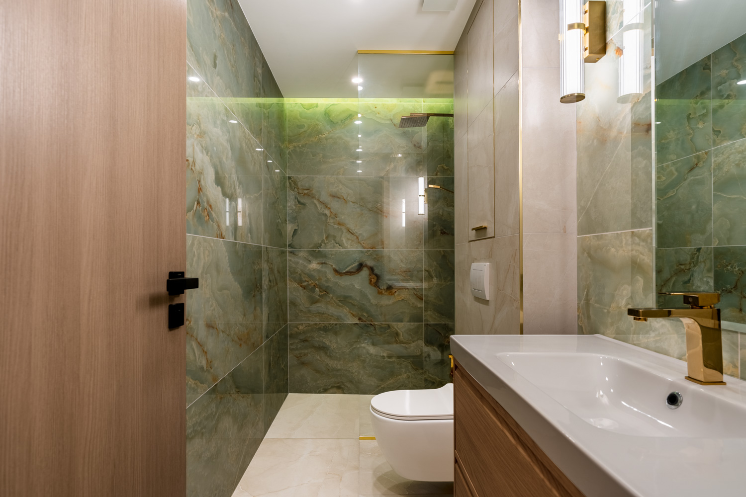 Луксозна баня